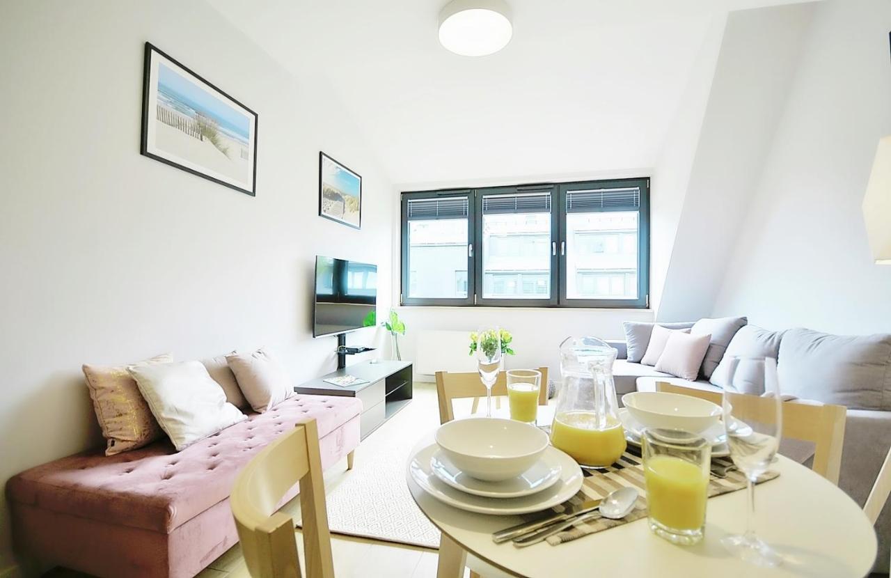 Onholiday Apartamenty Ze Strefa Relax & Fun, Ul Lwowska 12 Kołobrzeg Exteriör bild